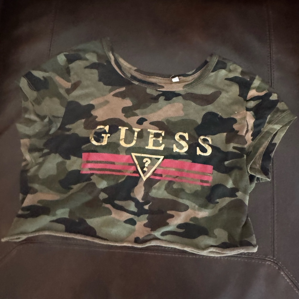Guess Camouflage Tee with Logo